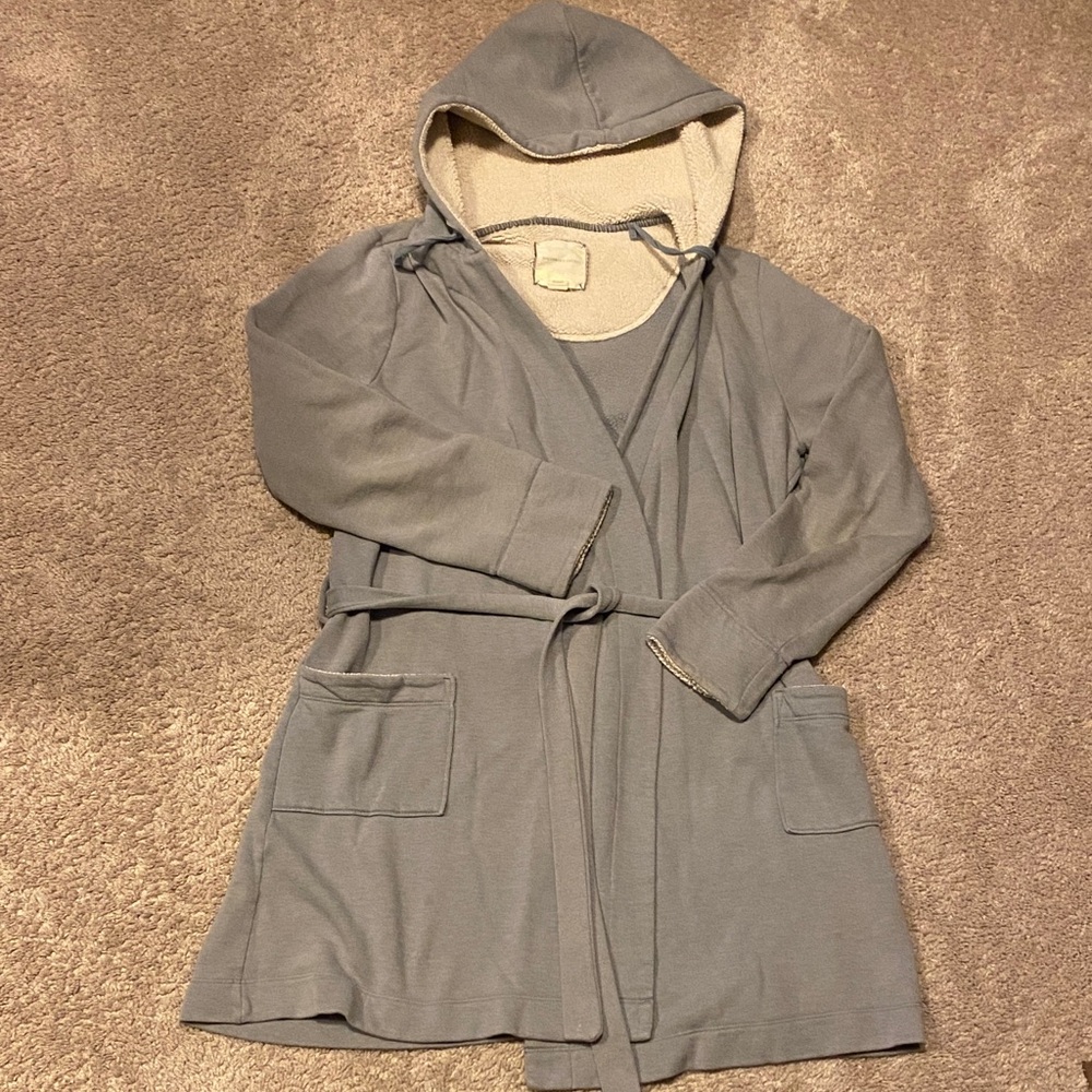 Vintage Y2K Victoria’s Secret small jersey robe